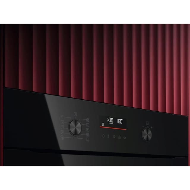 Detalle de AEG TU5PB41FSK horno eléctrico 72 L