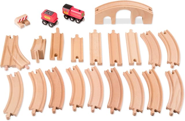Detalle 2 de Melissa & Doug Classic Wooden Figure Eight Train Set (22 pcs)
