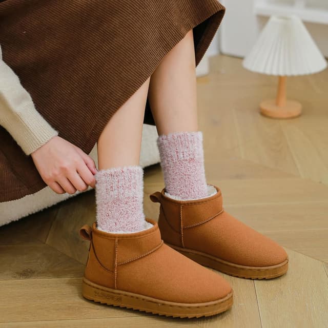 Detalle de ICEIVY Fluffy Fluffy Socks gift set for women – warm wool thermal bed socks, 5 pairs (one size 4–9)