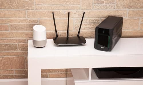 Thumbnail 2 de APC BX750MI-GR SAI 750 VA para hogar y oficina