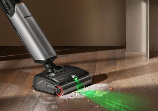 Detalle 2 de Mova X4 Plus Saugwischer 🚀