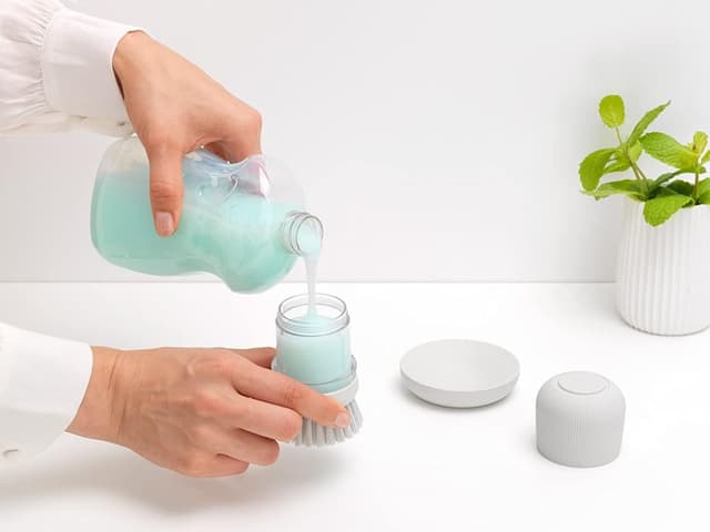 Thumbnail 6 de Brabantia Refillable Soap Dispensing Palm Brush
