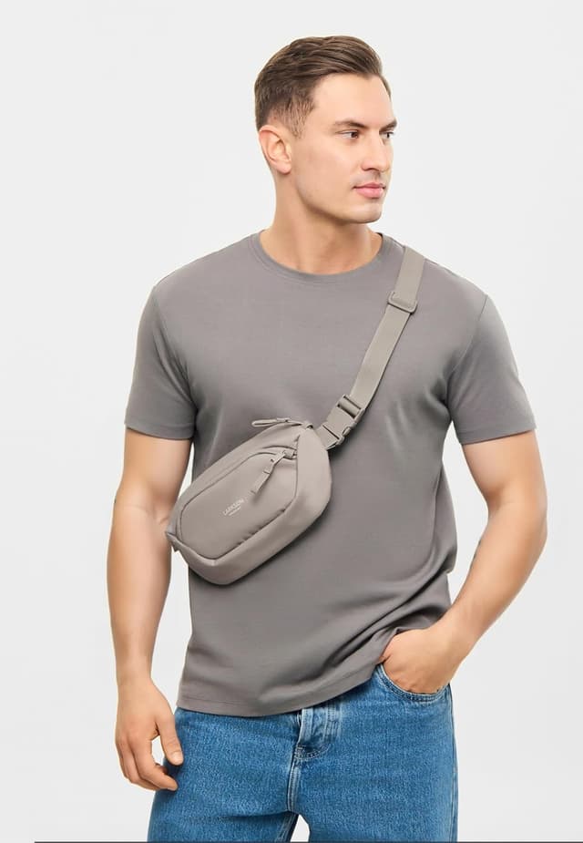 Detalle de Larkson Helge Large marsupio da petto grigio con blocco RFID e passanti antifurto