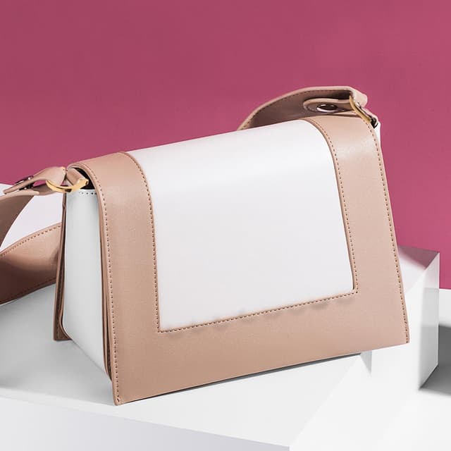 Detalle 2 de Healifty 4-teilig Schraubbare Halbkreis-D-Ringe (1,10 Zoll) aus Zinklegierung – Gepäck- und Taschen-Hardware in Goldfarben