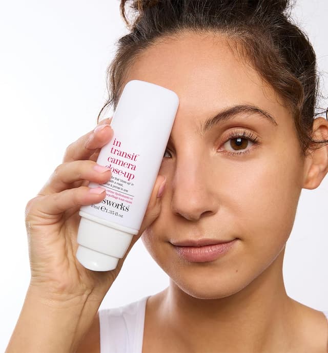 Thumbnail 6 de This Works In Transit Camera Close-Up Primer