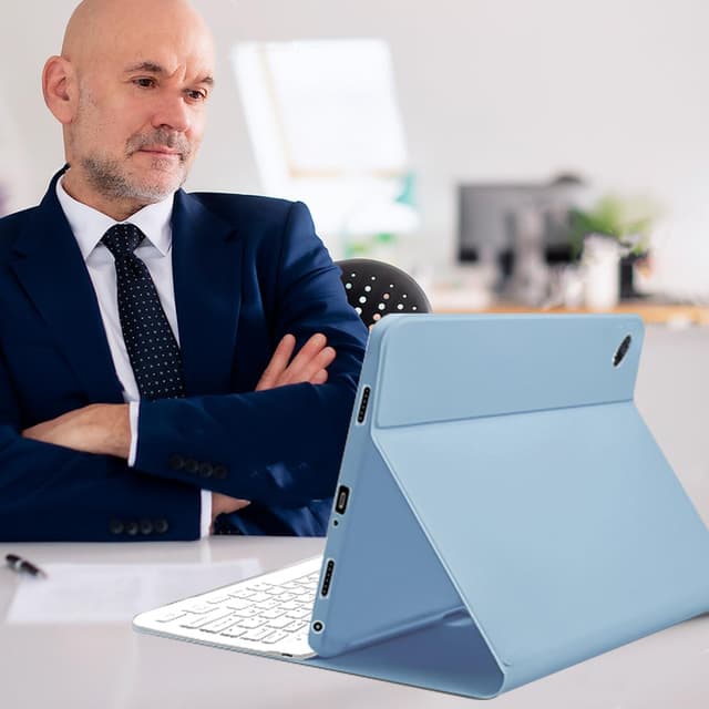 Detalle de XOKUWU Keyboard Case for Samsung Galaxy Tab A9+ 11 Inch (SM-X210/X216/X218) 2023 with Detachable Bluetooth Keyboard and S Pen Holder