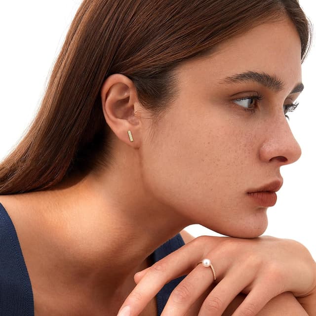Detalle de Loutade Ohrstecker aus 925 Sterling Silber mit Zirkonia – flache Stecker für Damen & Mädchen
