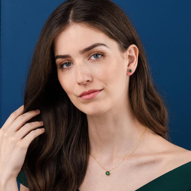 Detalle 2 de namana 925 Sterling Silver Stud Earrings with 6 mm Round Stones (Green or Coloured)