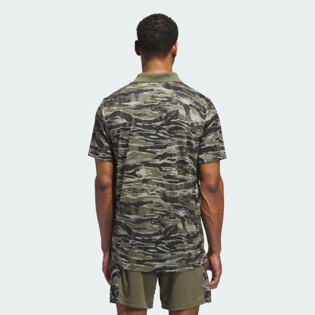 Detalle de adidas TR-ES CAMO POLO verde