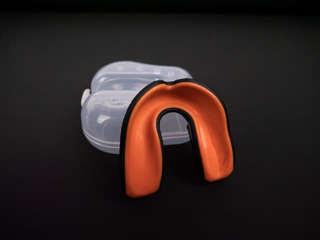 Thumbnail 6 de Paradenti in gel Metal Boxe 459