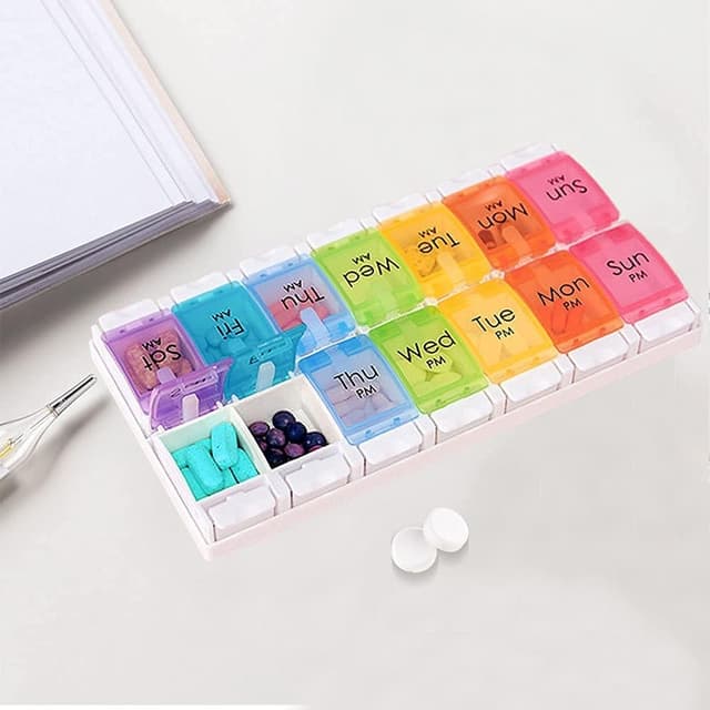 Detalle 2 de Weekly Pill Box Organiser with Push Buttons (7 Day, 2 Times AM/PM)