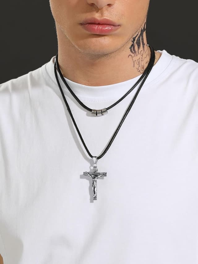 Detalle 2 de U7 Collier Crucifix 55 cm