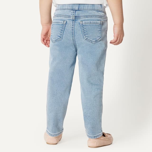 Detalle de Amazon Essentials Mädchen Jegging aus Soft Stretch Denim – mittelhoher Bund