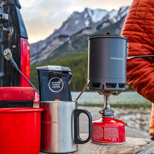 Detalle 2 de Fire-Maple Petrel ultralight camping cookware set (0.6L pot, lid, stove & titanium stand)