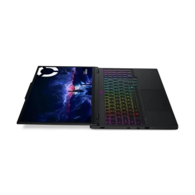 Detalle de Lenovo Legion 5 15IRX10 (15,1") con Intel Core i7-14700HX, RTX 5070 8GB, 32GB y SSD 1TB con pantalla OLED