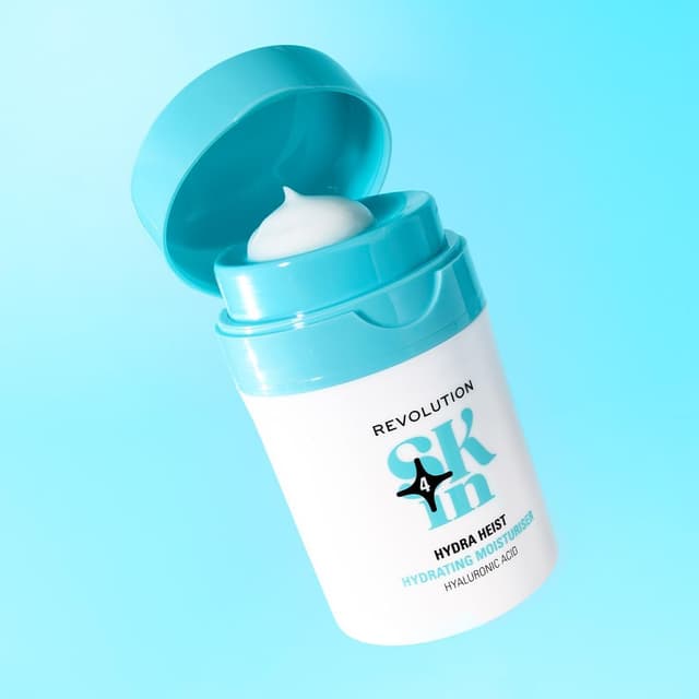 Detalle 2 de Revolution SKin Hydra Heist, Crema Hidratante Ligera Vegana 💧