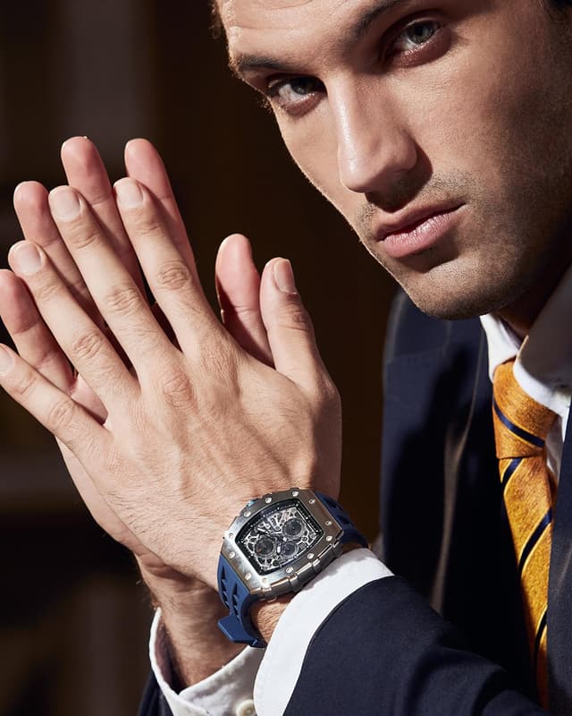 Detalle de TSAR BOMBA TSAR BOMBA Luxusuhr für Herren mit Quarzwerk, leuchtendem Zifferblatt und 5 ATM