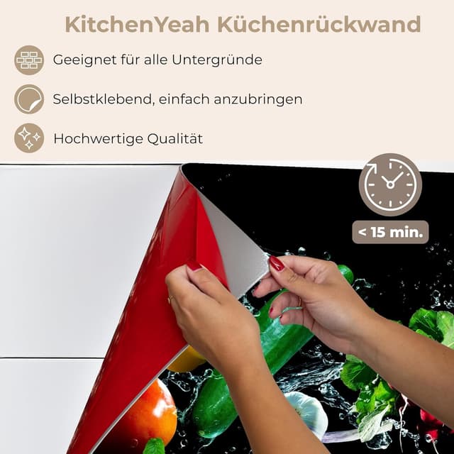 Detalle de KitchenYeah Küchenrückwand selbstklebend 60x80 cm (Spritzschutz, ohne Bohren) – Schwarz mit Glasoptik