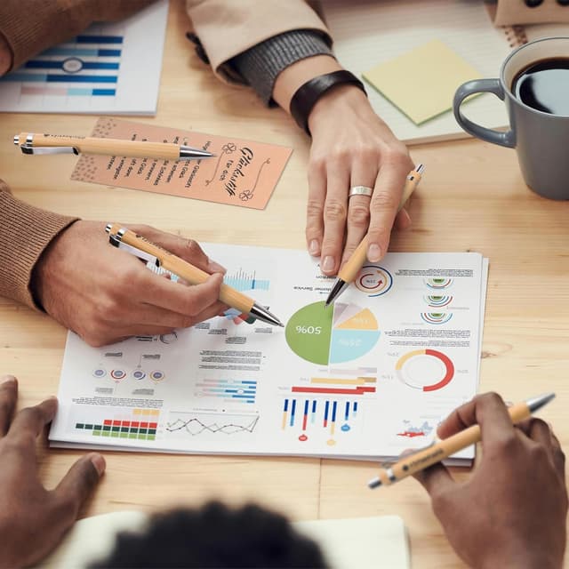 Detalle de GADITIEK 30 Sets Gastgeschenke zur Hochzeit – Glücksstifte aus Holz mit „Lucky Pen“, Organza-Beuteln & Grußkarten