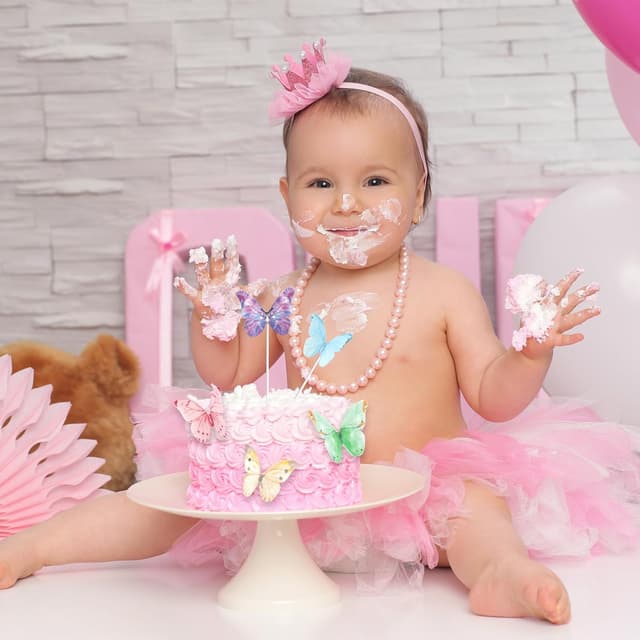 Detalle 2 de 40 Stück essbare Schmetterling-Tortendeko (Esspapier) Regenbogen – Schmetterling Cupcake Toppers für Hochzeit & Geburtstag