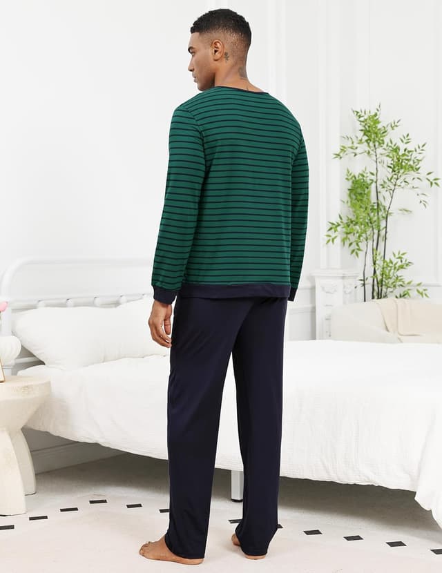 Detalle de TeJoyce men’s 100% cotton striped long sleeve pyjamas set (T-shirt and pants, 2 piece)