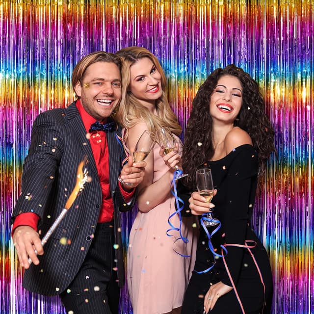 Detalle 2 de PVEGOS 4-pack Rainbow Glitter Tinsel Foil Fringe Curtains (3.3 x 8.3 ft each)