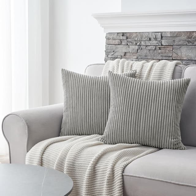 Detalle 2 de Topfinel Fundas Cojines Grises 65x65 Pana para Sofá 🛋