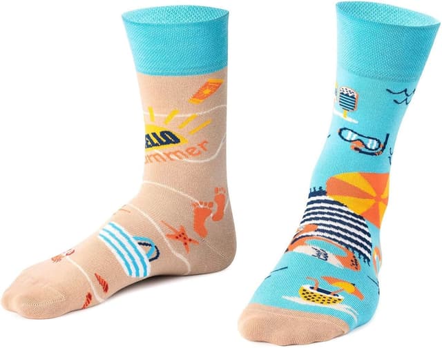 Detalle 2 de TODO Colours Mountain Trail: lustige Motiv-Socken mit asymmetrischem Paar für Damen, Herren & Kinder