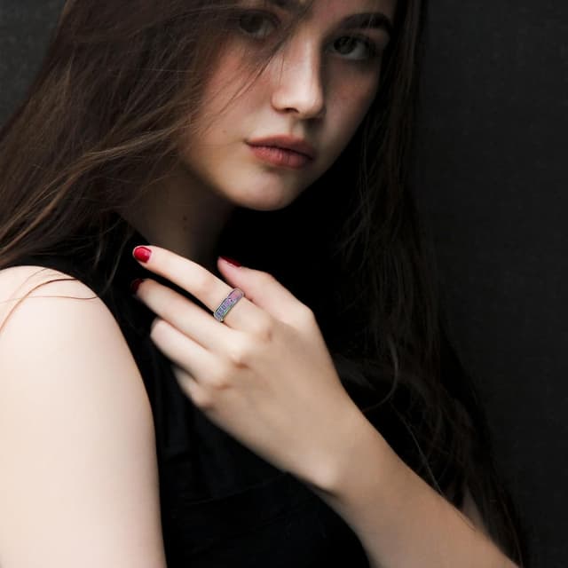 Detalle de OreilleStar Cross Spinner Anxiety Ring for Women (Stainless Steel Fidget Ring), US Sizes 5–10