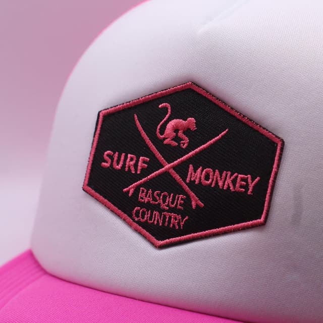 Detalle de Surf Monkey Casquette trucker rembourrée avec grille Wear&Care pour enfants 6-12 ans