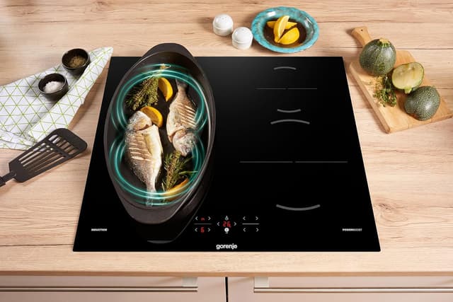 Detalle de Gorenje GI621FMC Induktionskochfeld mit BridgeZone, TouchControl und PowerBoost