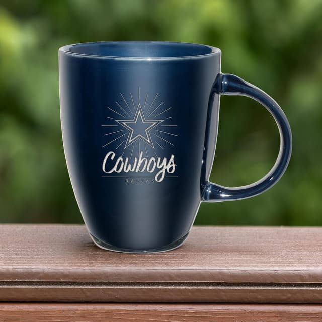 Detalle 2 de Rico Industries NFL Football Sunburst 18oz Laser Engraved Ceramic Lustre Mug