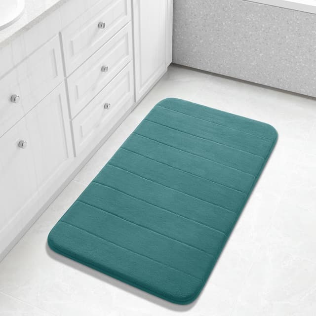 Detalle de Yimobra Memory Foam Bath Mat (Large, 92 x 61 cm) in Eggshell Blue — soft, absorbent and non-slip
