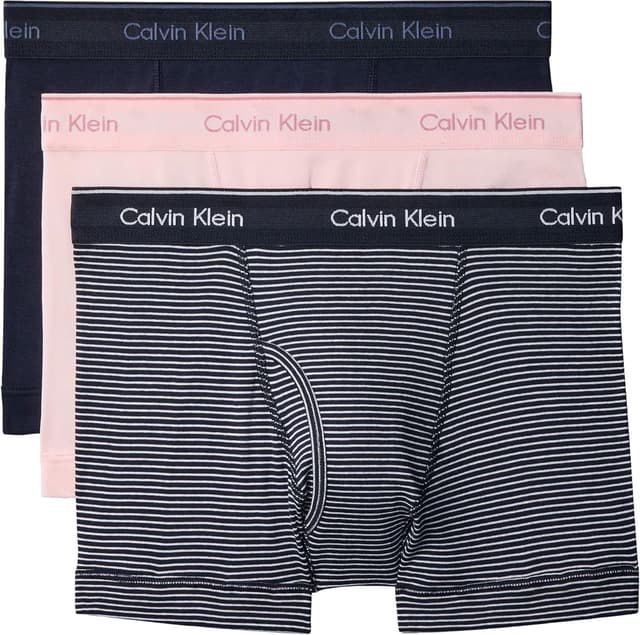 Detalle de Calvin Klein Bermuda Uomo: stile essenziale per l’estate