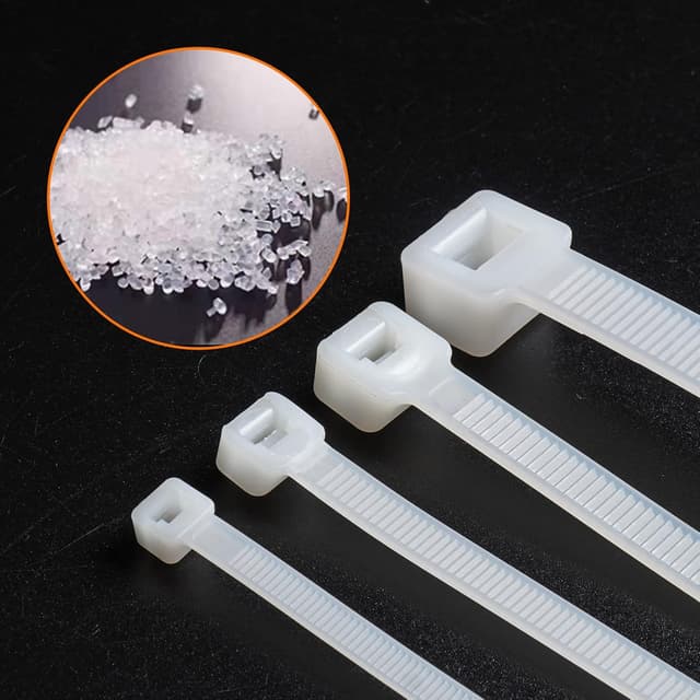 Detalle de Long Cable Ties Heavy Duty 920mm x 12mm (60 pcs) with 220 lbs tensile strength