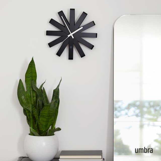 Thumbnail 1 de Umbra Ribbon Wall Clock 31 cm Wanduhr