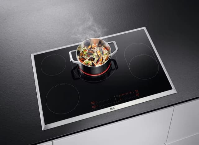 Thumbnail 8 de AEG HKA8578RAD Glaskeramik Kochfeld mit Bräterzone