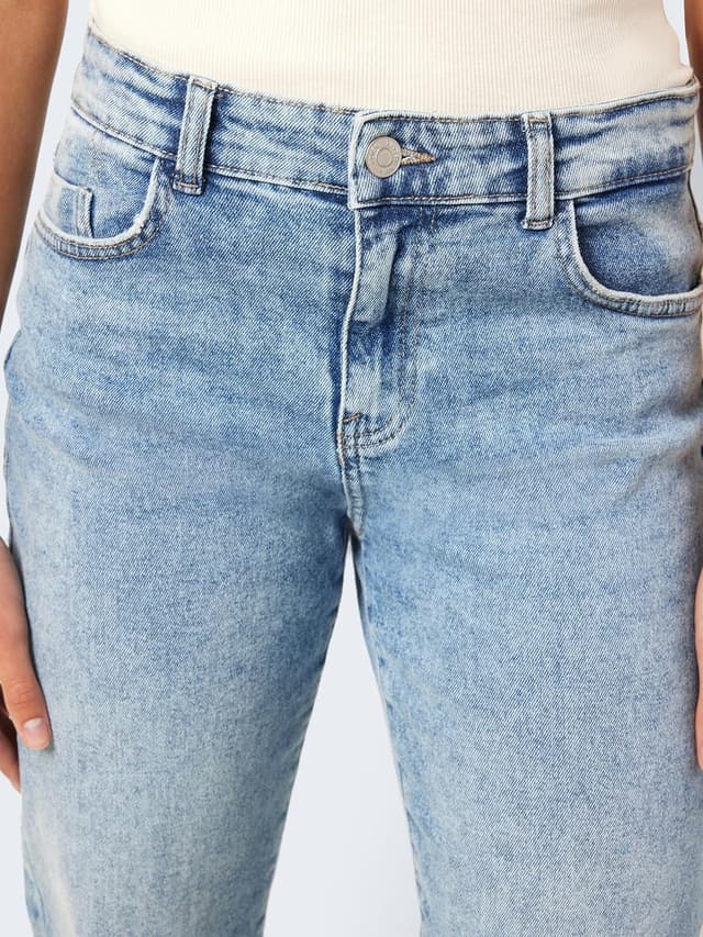 Detalle de Noisy May NMYOLANDA wide leg denim jeans with regular rise and distressed finish