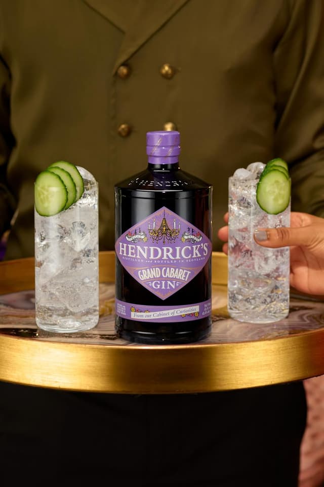 Thumbnail 2 de Hendrick's Grand Cabaret Ginebra 🍸 70 cl