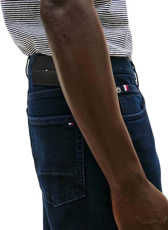 Detalle de Tommy Hilfiger Men’s Regular Mercer Night Blue Straight Fit Jeans