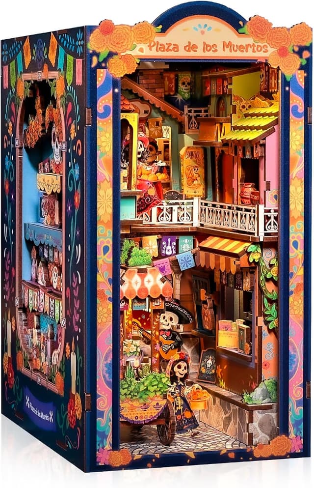 Detalle de CUTEBEE Book Nook Kit Plaza de los Muertos