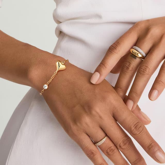 Detalle 2 de Gamtic Herz-Armband für Damen aus Edelstahl mit Zirkonia, 14K vergoldet (verstellbar)