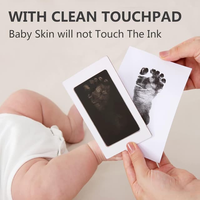 Detalle 2 de PewinGo Baby Handprint and Footprint Kit with 100% Clean-Touch Ink Pad 👶
