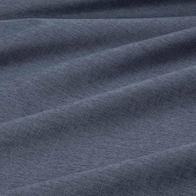 Detalle de Amazon Basics 100% Blackout Eyelet Curtains 132 x 244 cm 🪟