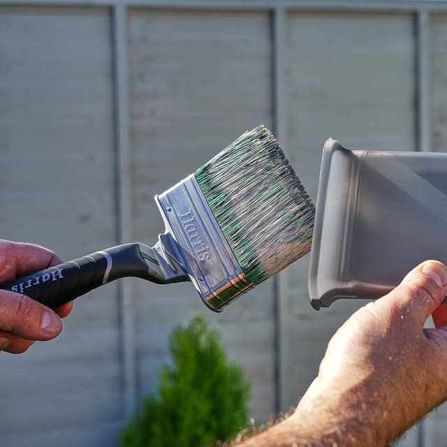 Detalle de Harris Ultimate Shed & Fence Exterior Woodwork Swan Neck Paint Brush (120mm) in Grey