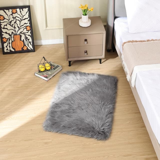 Detalle de ORINOVA Tapis gris en fausse fourrure 60x90 cm (shaggy doux) pour chambre