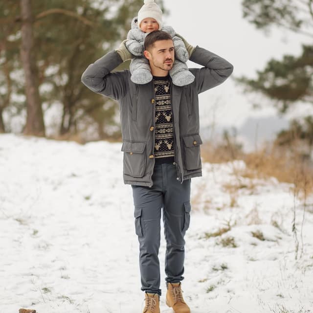 Detalle de LY4U Men’s Fleece Lined Cargo Thermal Trousers with Elastic Waistband and Adjustable Ankle Cuffs