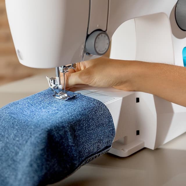 Thumbnail 12 de Cecotec BelleCouture 1500 🧵 Máquina de Coser Compacta y Portátil