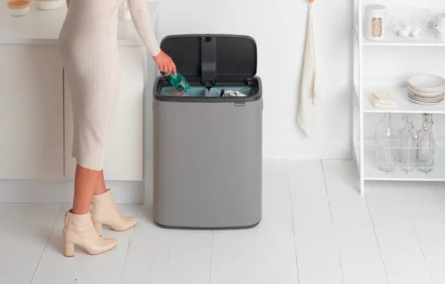 Thumbnail 18 de Brabantia Bo Touch Bin 2 x 30 Liter Mineralbeton-Grau