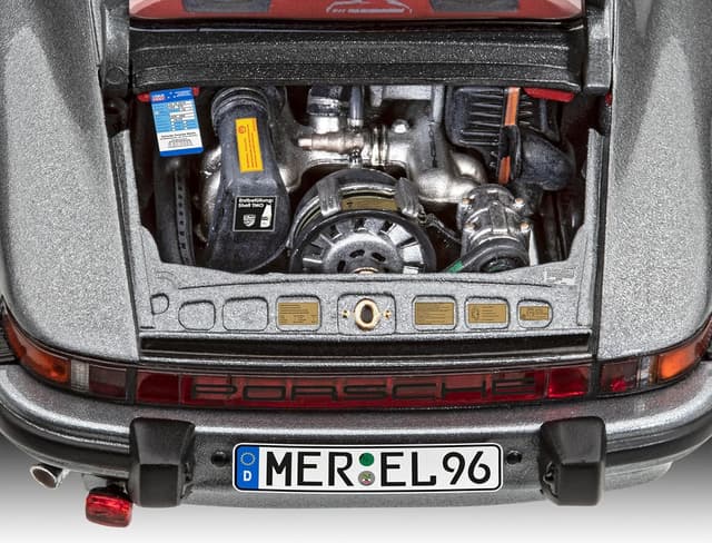 Detalle 2 de Revell Modellbausatz Porsche 911 G-Modell (3,2-L, 231 PS) – detaillierter Bausatz mit Motorbauteilen